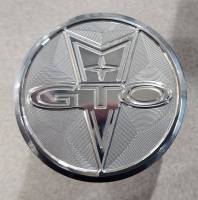 GTO 3D Raised Logo CNC Polished Aluminum Push-In Breather